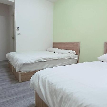 Fengchia Bichon B&B Taichung Eksteriør billede