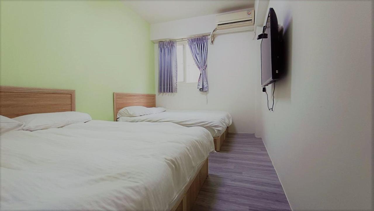Fengchia Bichon B&B Taichung Eksteriør billede