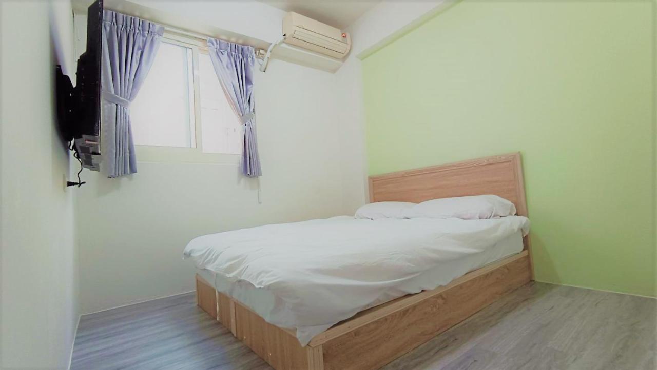 Fengchia Bichon B&B Taichung Eksteriør billede